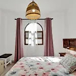 Casa Tornasol